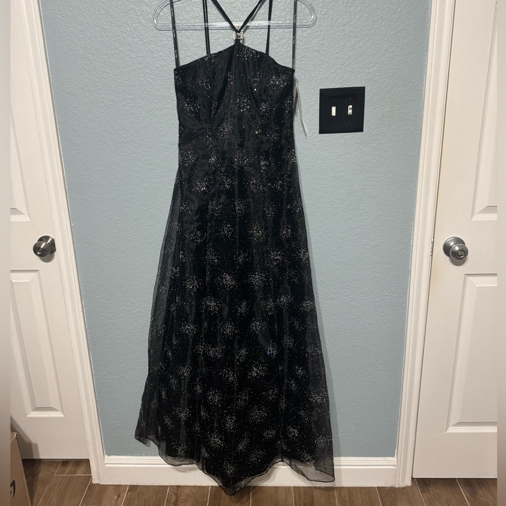 Elegant Black Evening Dress